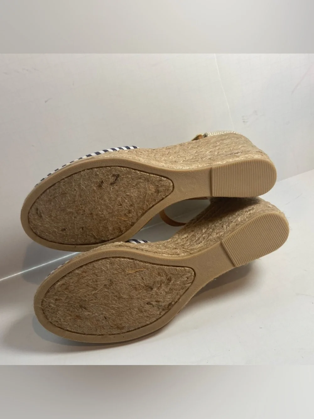 White Mountain~Navy/White Striped Cotton Canvas~Espadrille~Wedge~Sandal~Size 8.5